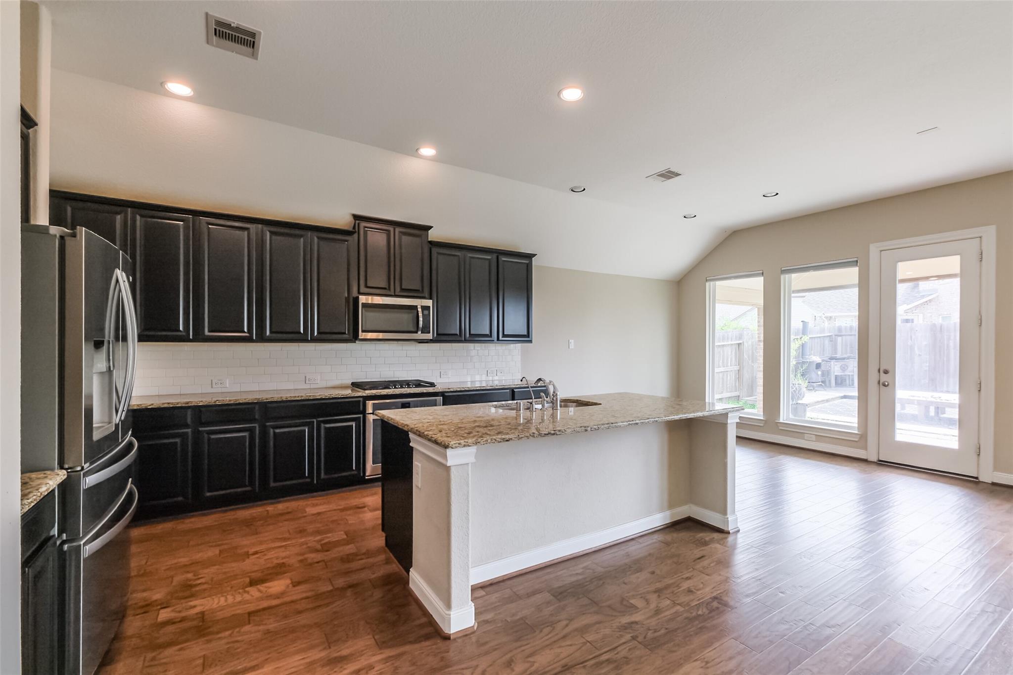 Richmond, Texas 77406, United States, 3 Bedrooms Bedrooms, ,2 BathroomsBathrooms,Residential,Active,238233