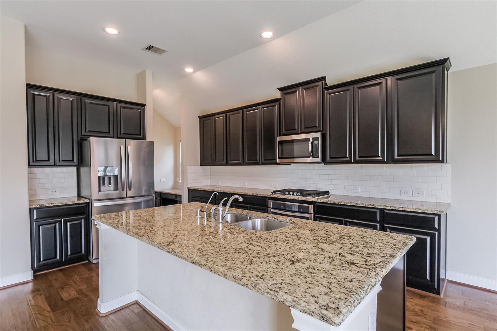 Richmond, Texas 77406, United States, 3 Bedrooms Bedrooms, ,2 BathroomsBathrooms,Residential,Active,238233