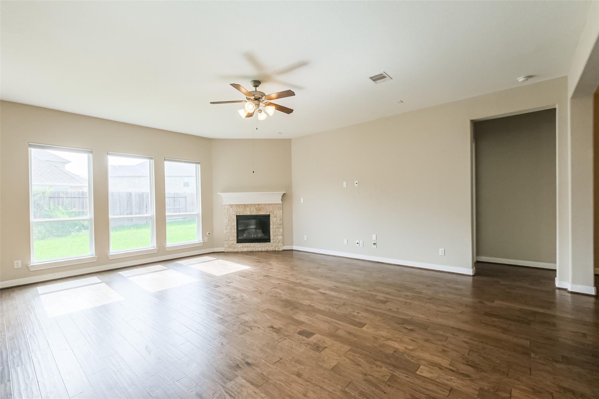 Richmond, Texas 77406, United States, 3 Bedrooms Bedrooms, ,2 BathroomsBathrooms,Residential,Active,238233