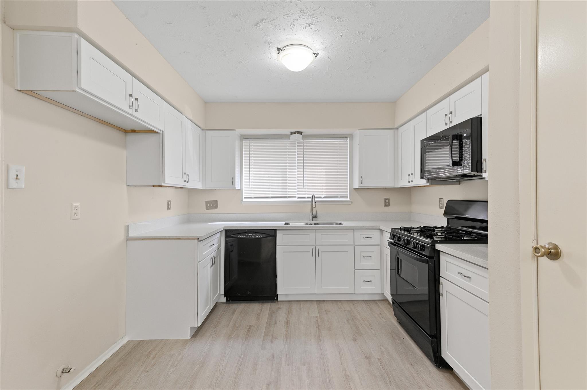 20035 Dawn Mist Drive