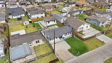 Photo of 3531 Cedar Hill Lane, Houston, TX 77093 (MLS # 54053673)