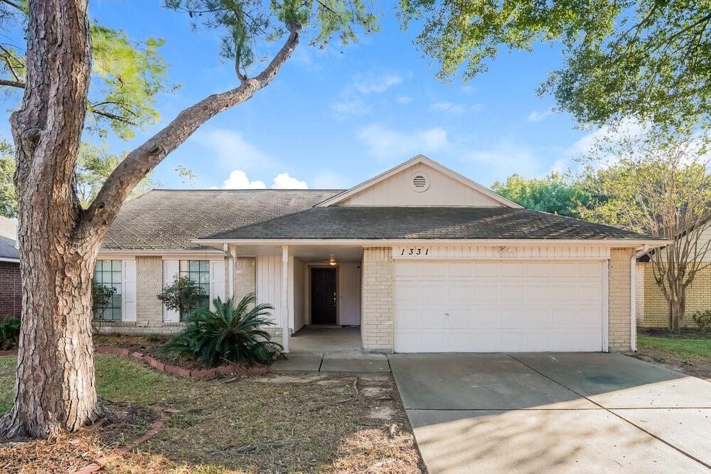 Photo of 1331 Three Forks Drive, Katy, TX 77450 (MLS # 11874145)