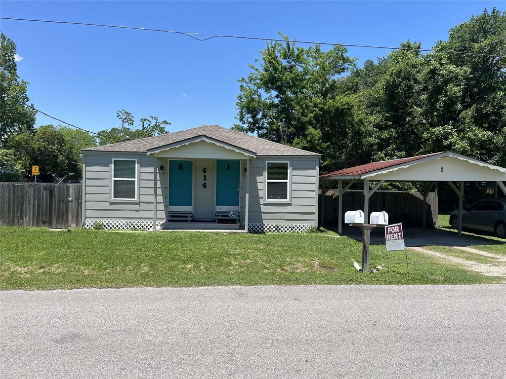 Photo of 414 Jackson Avenue, Bacliff, TX 77518 (MLS # 69331428)