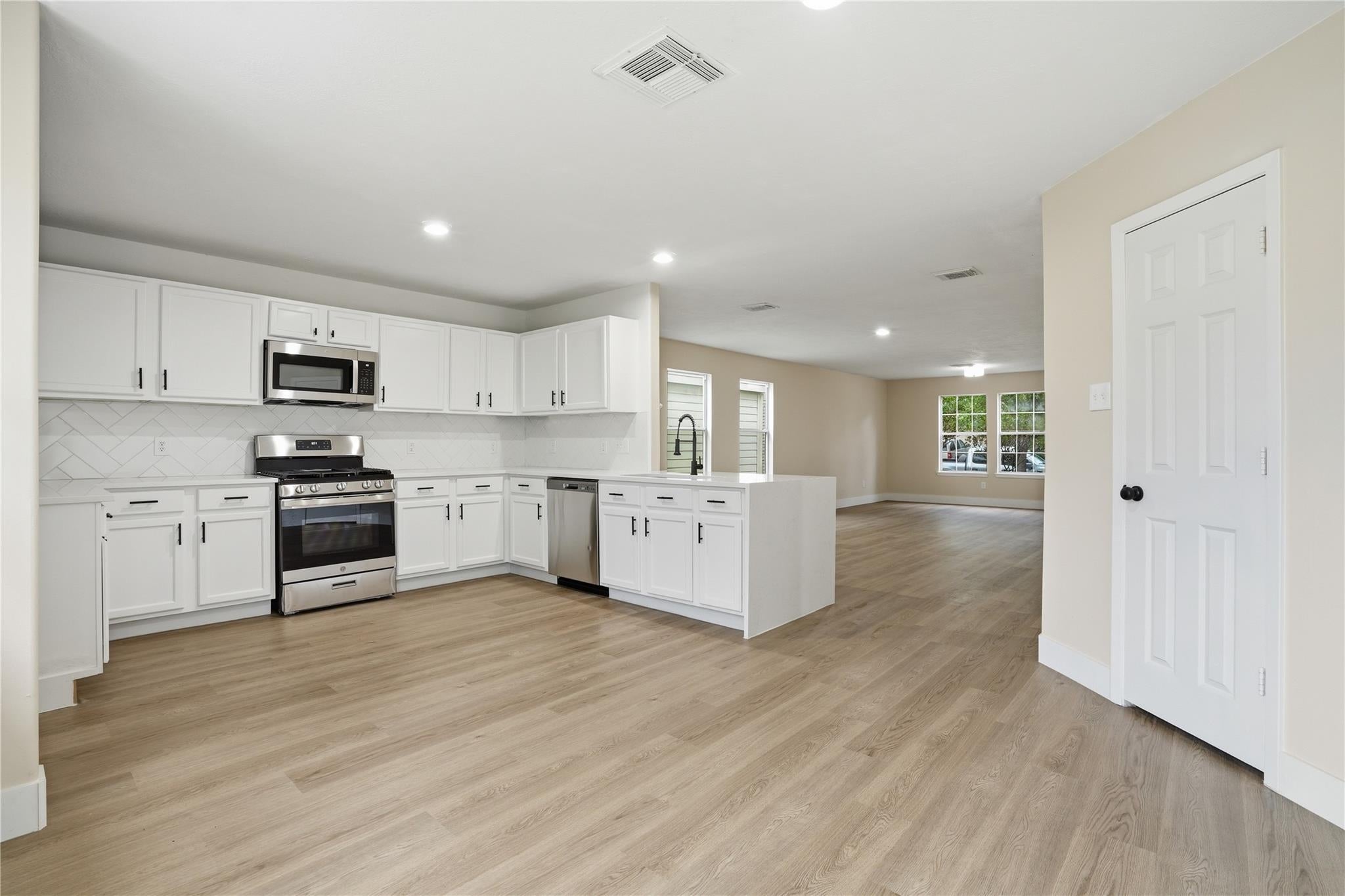 6515 Gorton Drive