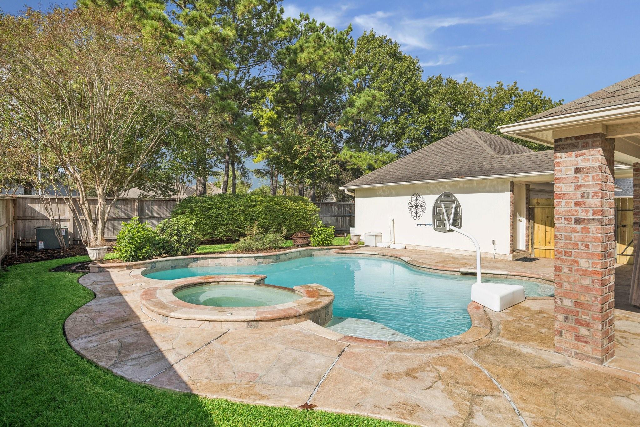 21223 Heartwood Oak Trail