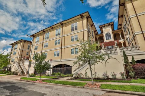 Photo of 7134 Mapleridge Street #3G, Houston, TX 77081 (MLS # 82506210)