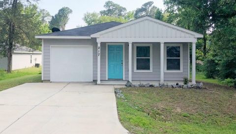 Photo of 217 Cherry Tree, Livingston, TX 77351 (MLS # 93744514)