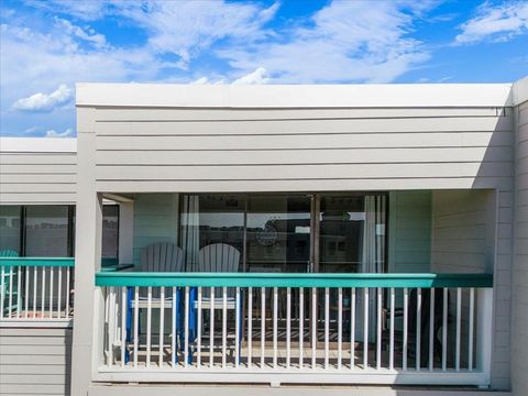 Photo of 6102 Seawall Boulevard #322, Galveston, TX 77551 (MLS # 60675047)