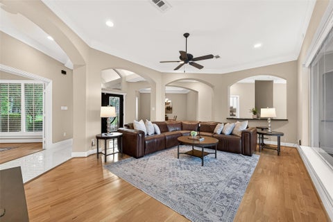 Photo of 22 Stonegate Park Court, Spring, TX 77379 (MLS # 62399984)