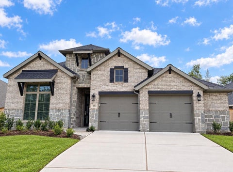 Homes For Sale - 325 Sky Top Drive<br/> Montgomery, TX 77316