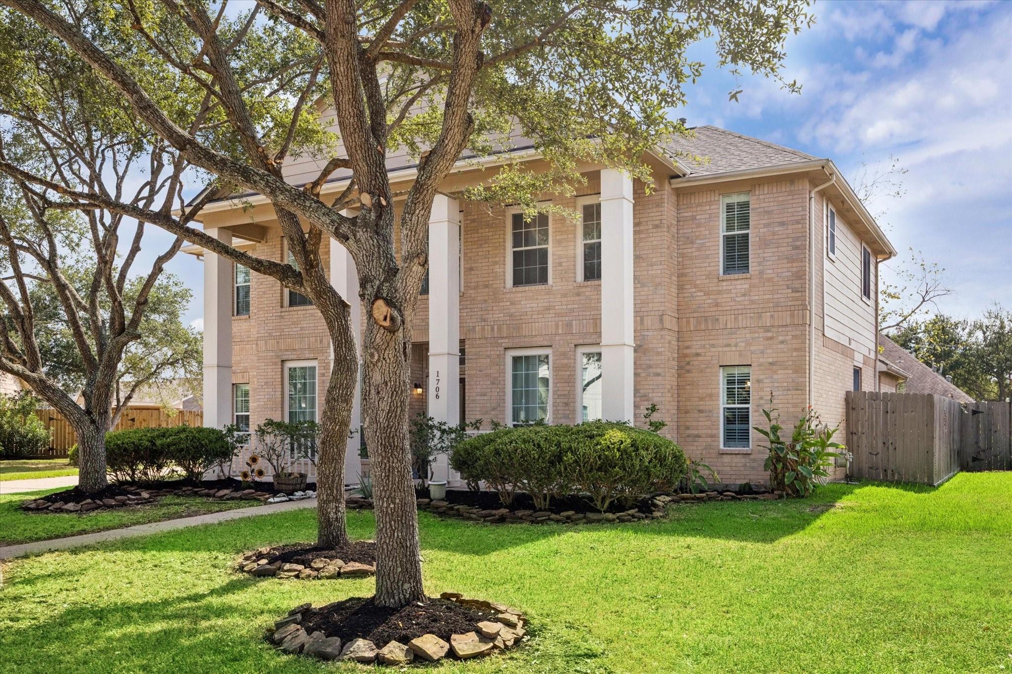 1706 Gaslight Court