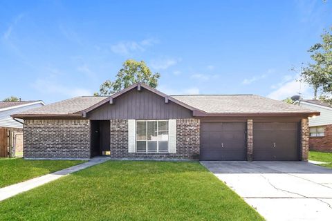 Photo of 8422 Bandridge Road, La Porte, TX 77571 (MLS # 98496315) Photo of 8422 Bandridge Road, La Porte, TX 77571 (MLS # 98496315)