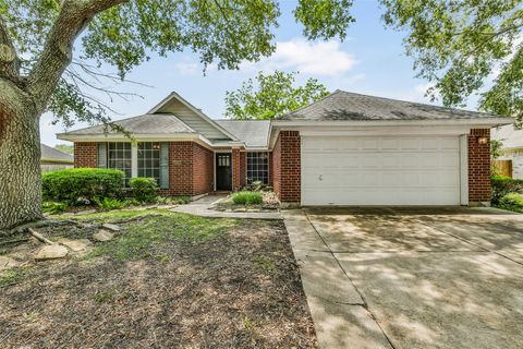 Photo of 2910 Queen Victoria Street, Pearland, TX 77581 (MLS # 20378043)