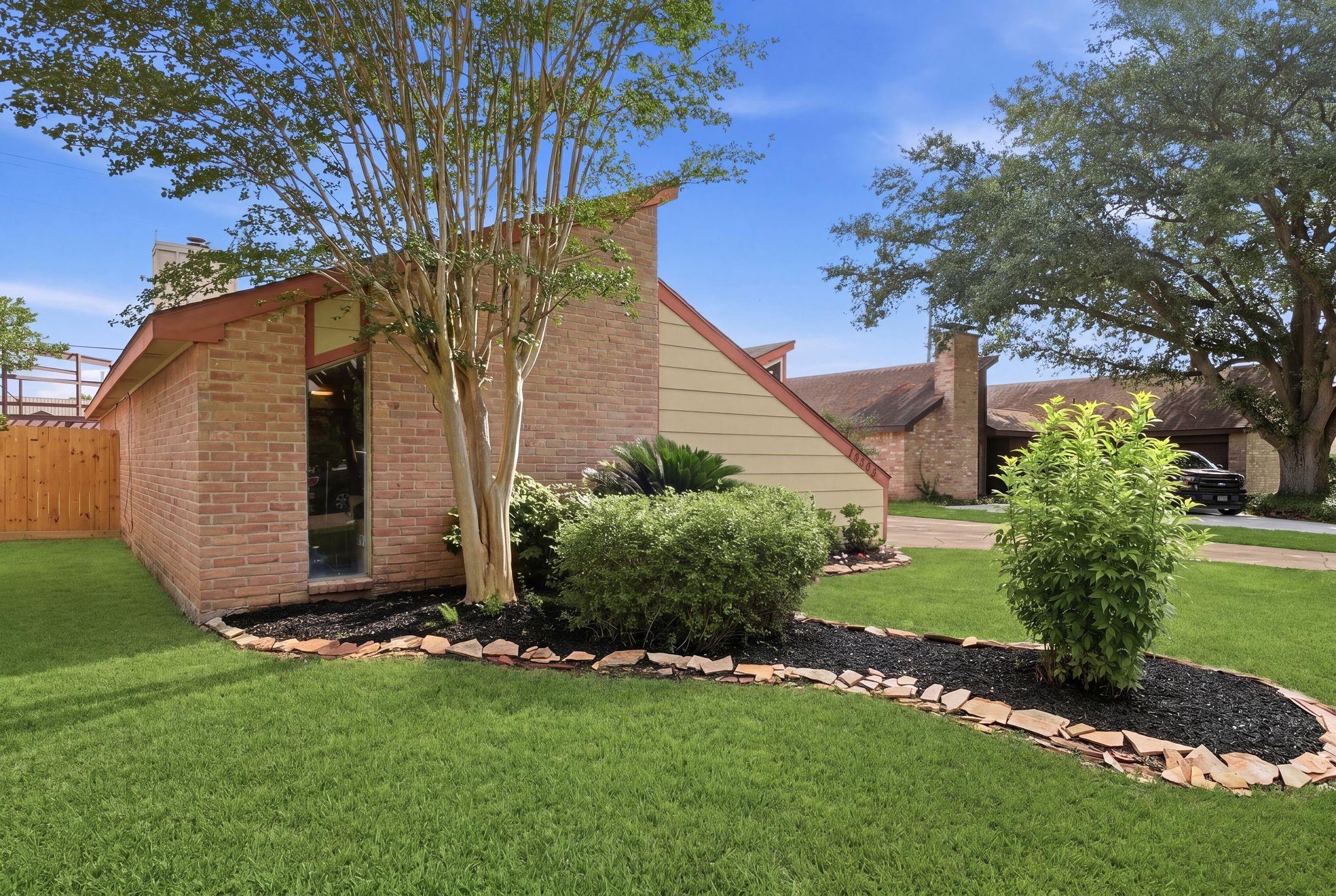 20502 Hampshire Rocks Drive