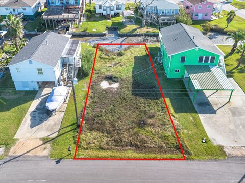 Vacant Land For Sale - Delesandri Drive<br/> Hitchcock, TX 77563