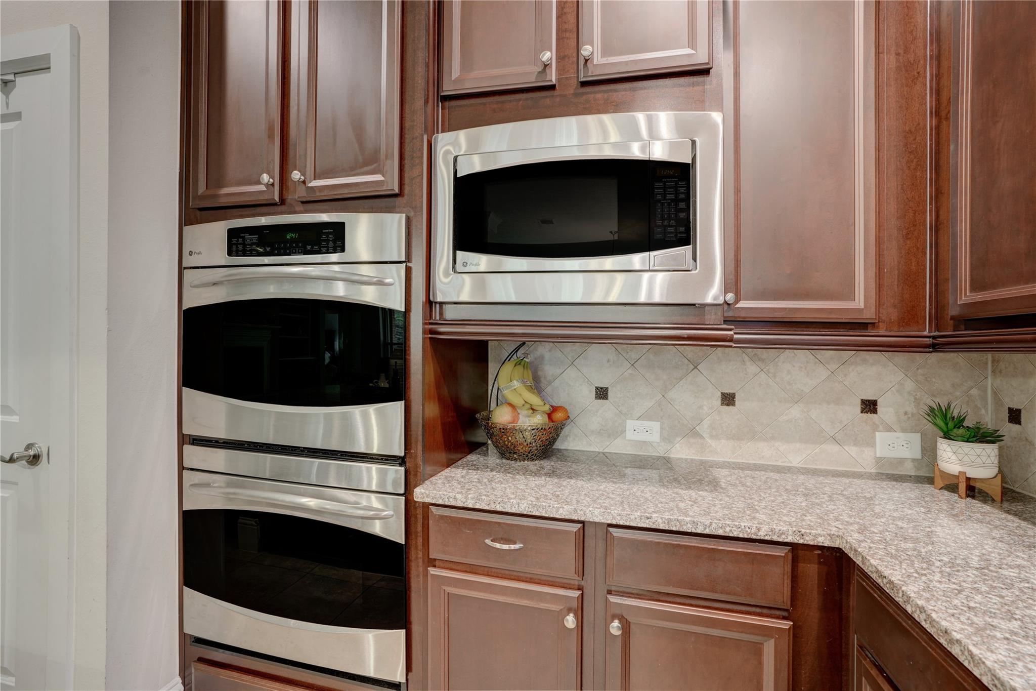 27243 Jessica Hills Lane