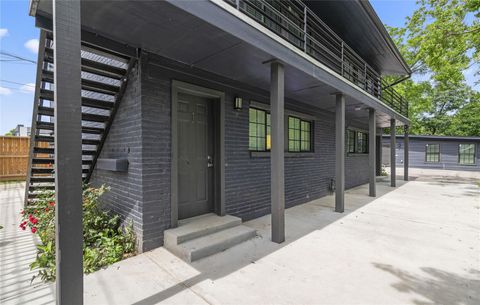 Photo of 6810 Del Rio Street #4, Houston, TX 77021 (MLS # 21889048) Photo of 6810 Del Rio Street #4, Houston, TX 77021 (MLS # 21889048)