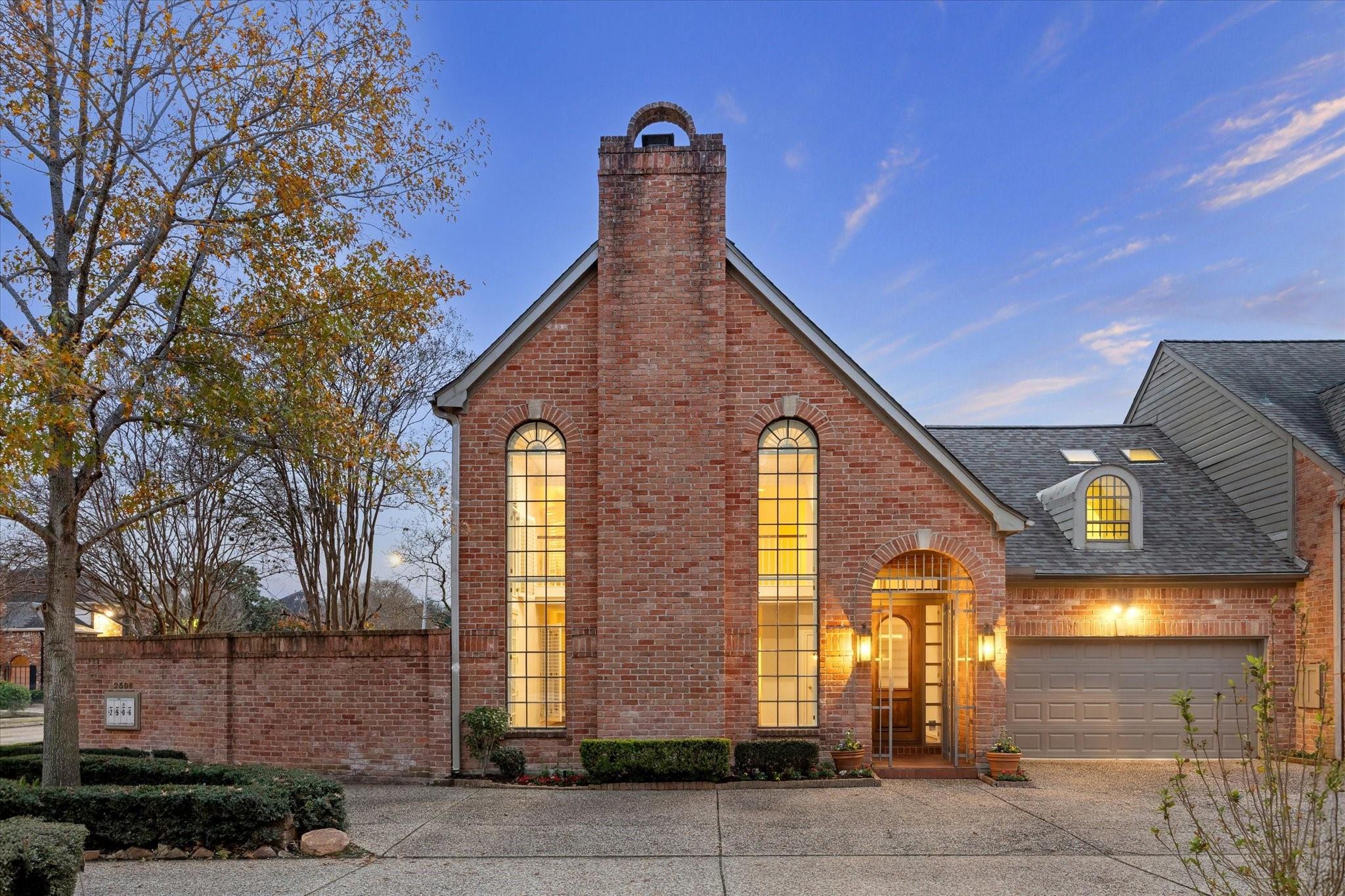 2506 Potomac Drive A