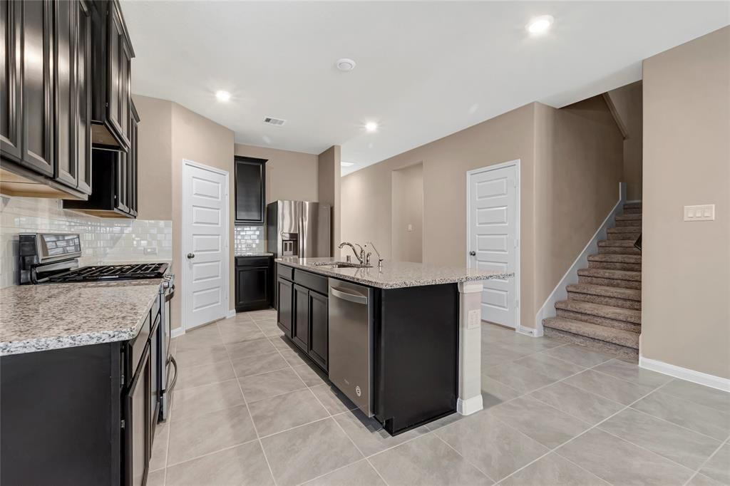 903 Cloverdale Drive