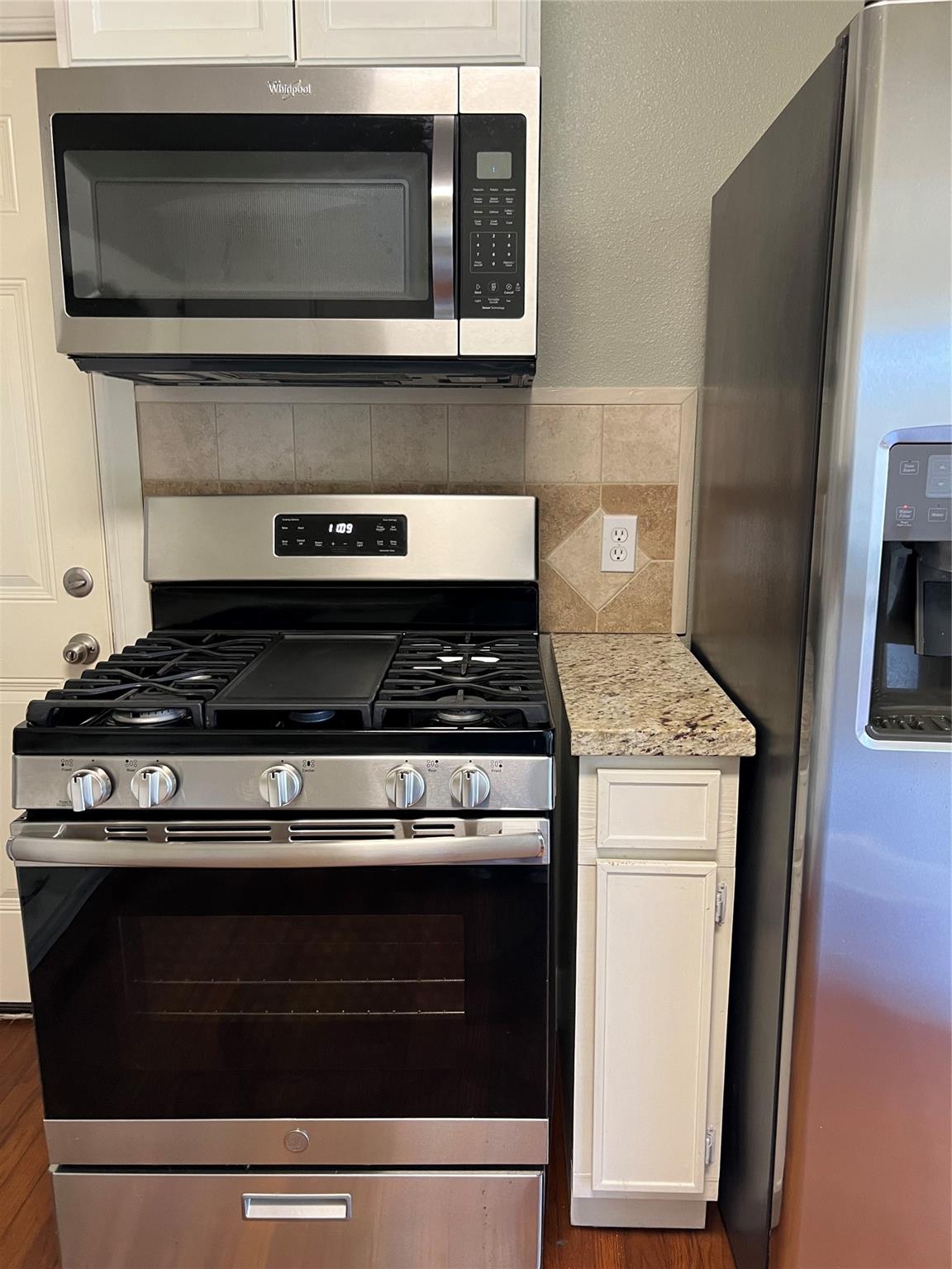 4410 Avenue R 1/2 Rear