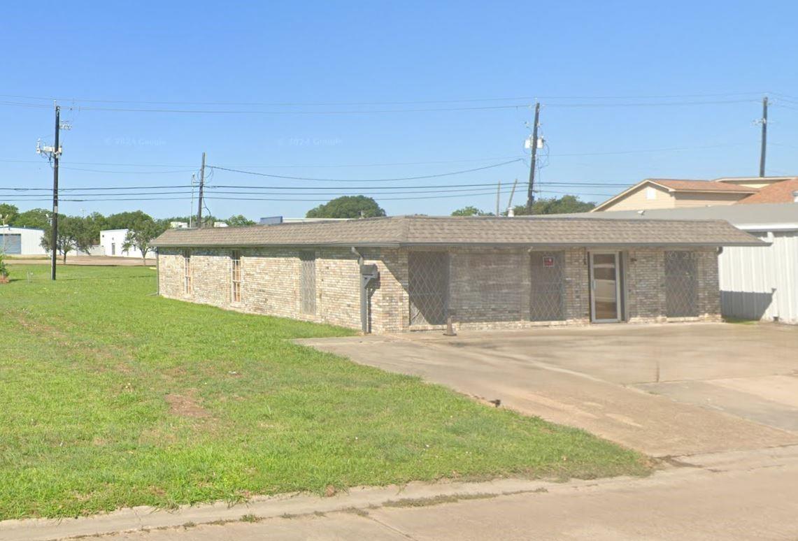 1301 N Avenue H