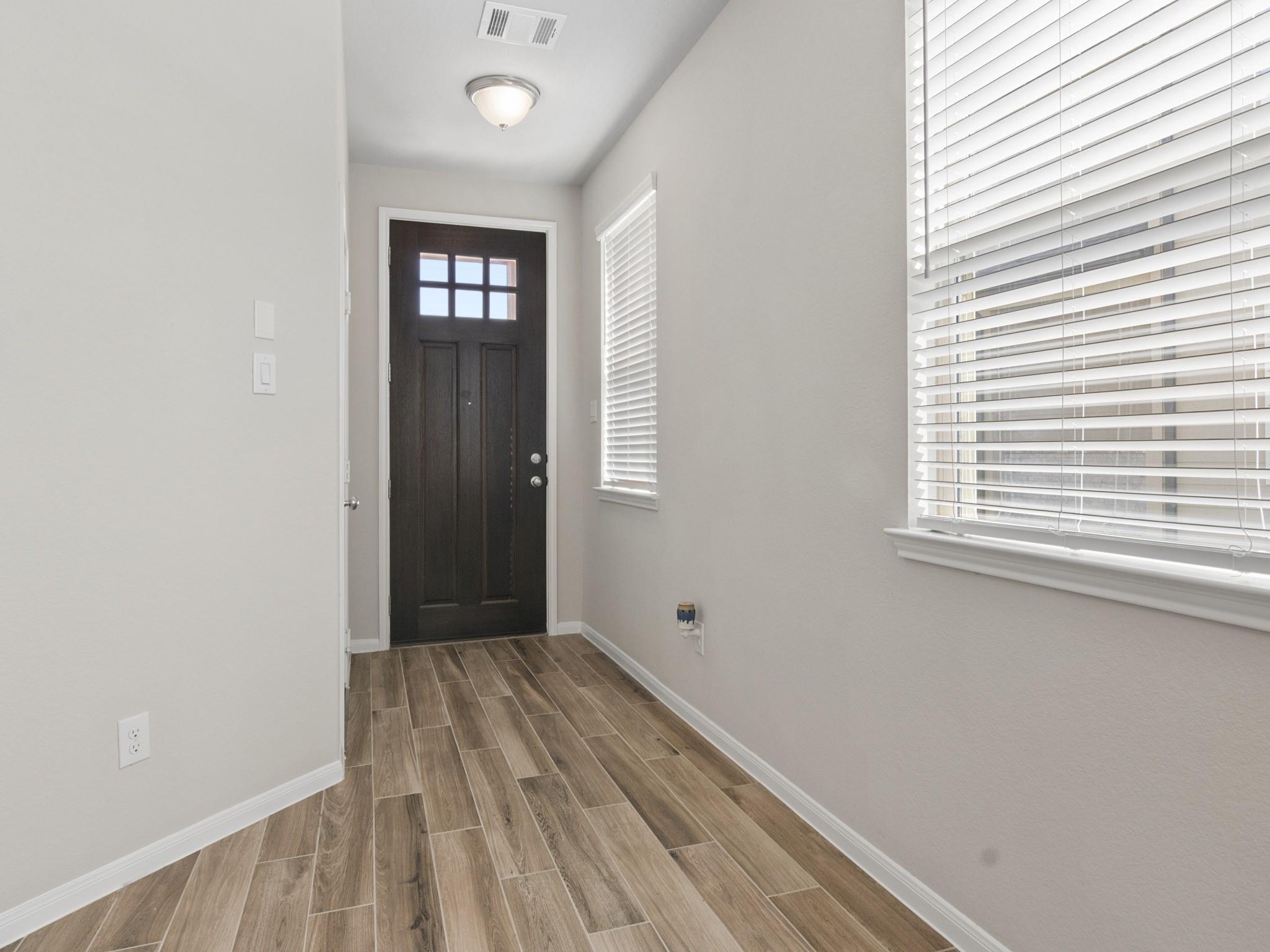 5516 Clarendon Hills Court