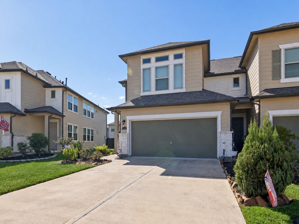 Photo of 5516 Clarendon Hills Court, Pasadena, TX 77505 (MLS # 18646114)