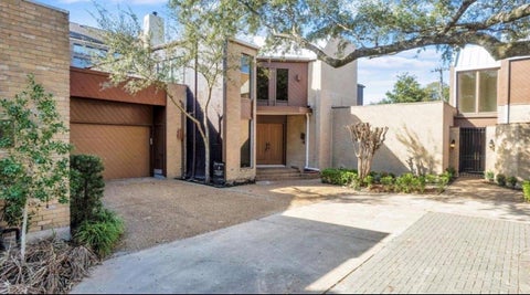 Photo of 5600 San Felipe Street #4, Houston, TX 77056 (MLS # 60127539)
