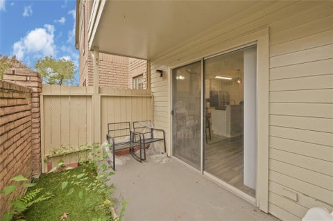Photo of 2120 El Paseo Street #3103, Houston, TX 77054 (MLS # 13559494)