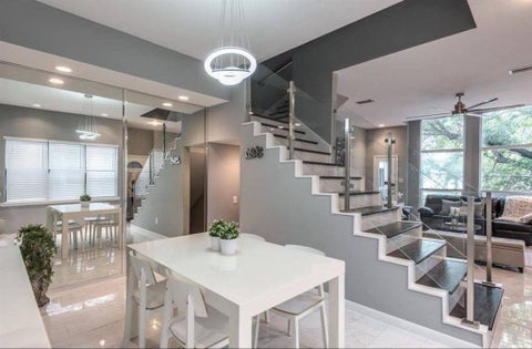 Photo of 204 Marshall Street #5, Houston, TX 77006 (MLS # 77900635)