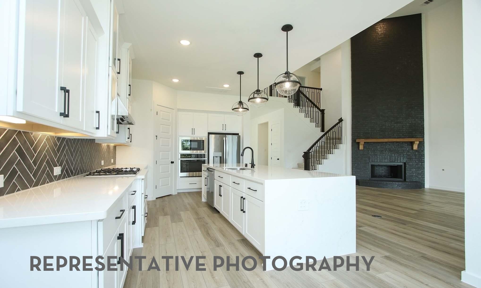 5307 Lakeview Bend