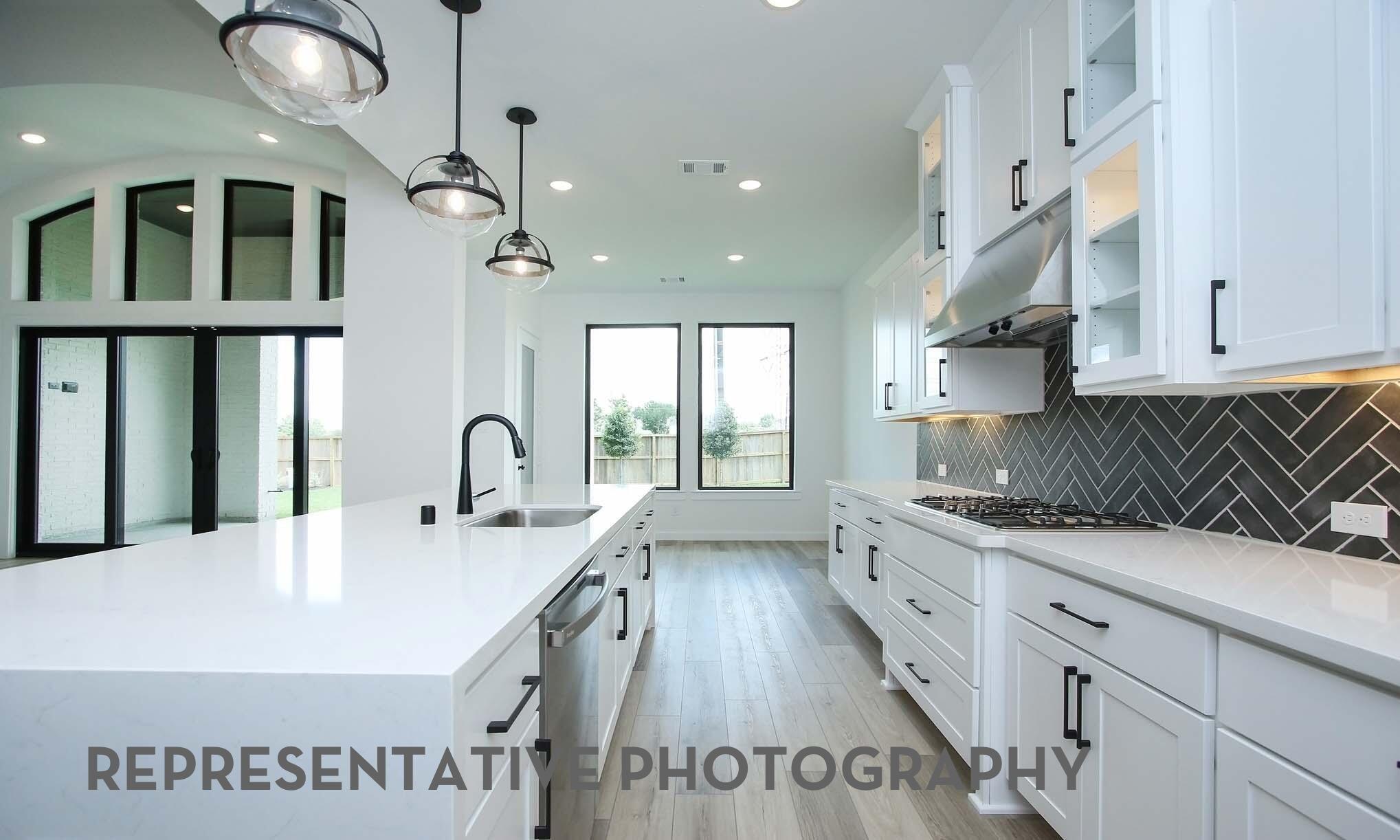 5307 Lakeview Bend