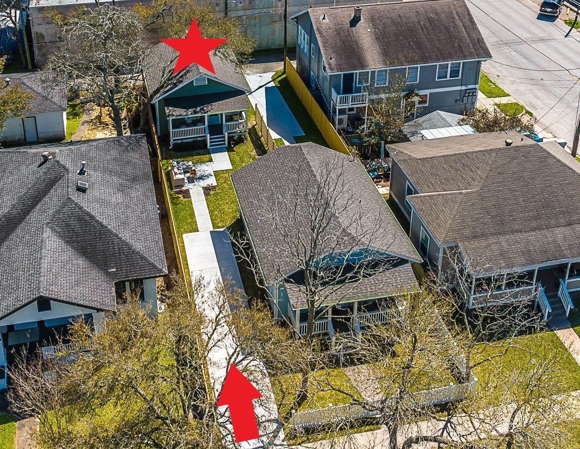 3825 Avenue N 1/2