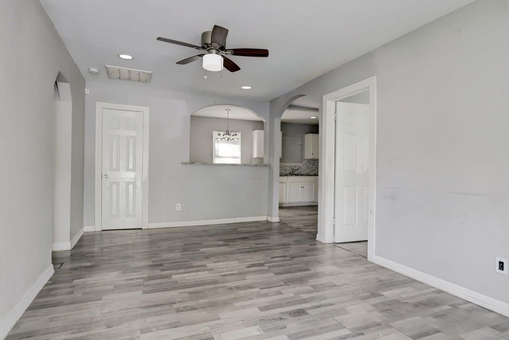 Photo of 7438 Bywood Street, Houston, TX 77028 (MLS # 96585522)