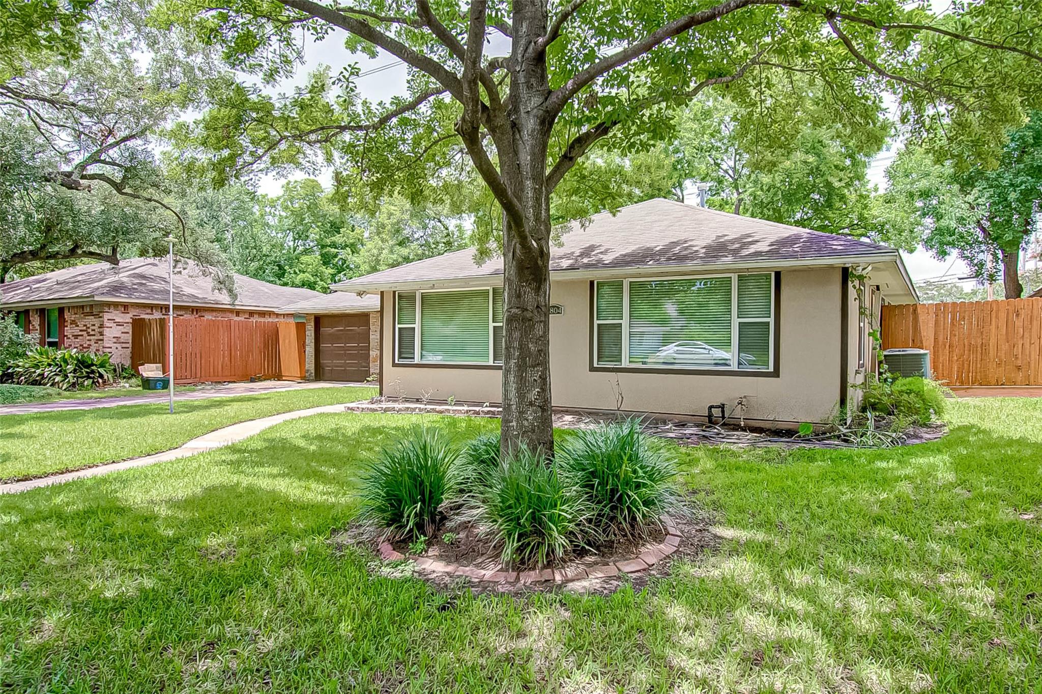 4804 Saxon Street