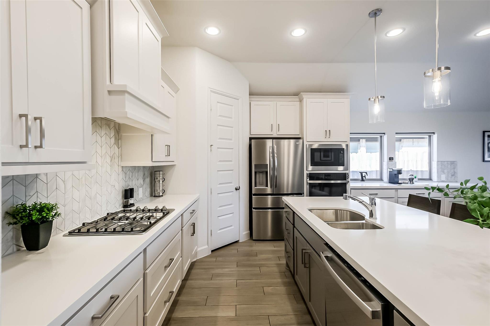 2863 Acacia Grove Drive