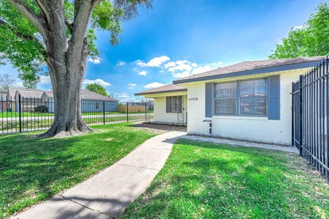 Photo of 4356 Phlox Street, Houston, TX 77051 (MLS # 41772258)