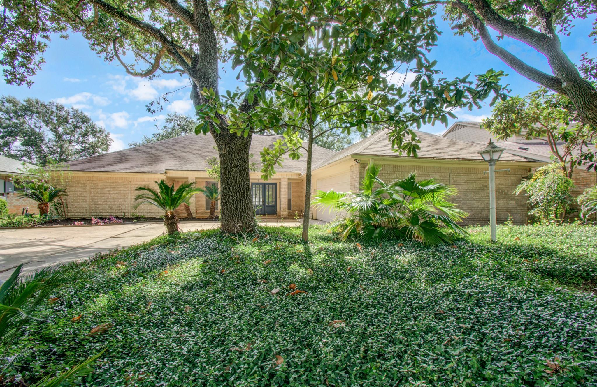 2719 E Pebble Beach Drive