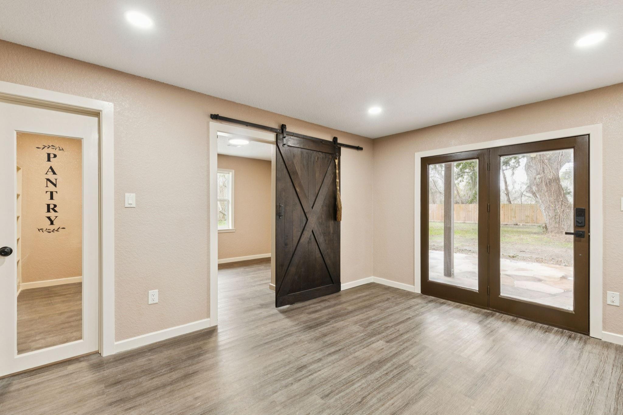 185 Hunters Lane