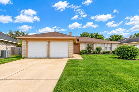 Photo of 17726 Autumn Trails Lane, Houston, TX 77084 (MLS # 22869377)