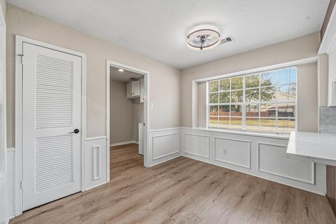 Tiny photo for 119 Laura Lane, Conroe, TX 77385 (MLS # 48951076)