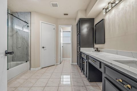 Tiny photo for 119 Laura Lane, Conroe, TX 77385 (MLS # 48951076)