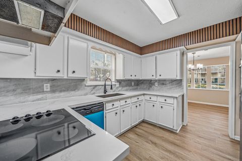 Tiny photo for 119 Laura Lane, Conroe, TX 77385 (MLS # 48951076)