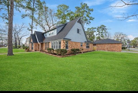 Tiny photo for 119 Laura Lane, Conroe, TX 77385 (MLS # 48951076)