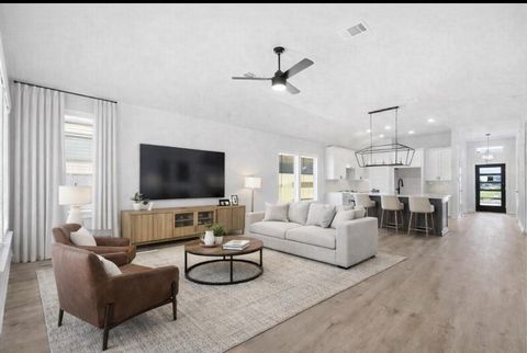 410 Zeus Mountains Dr Crosby TX 77532