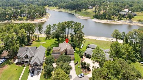 Photo of 751 Lakeshore Drive, Brookeland, TX 75931 (MLS # 32315584)