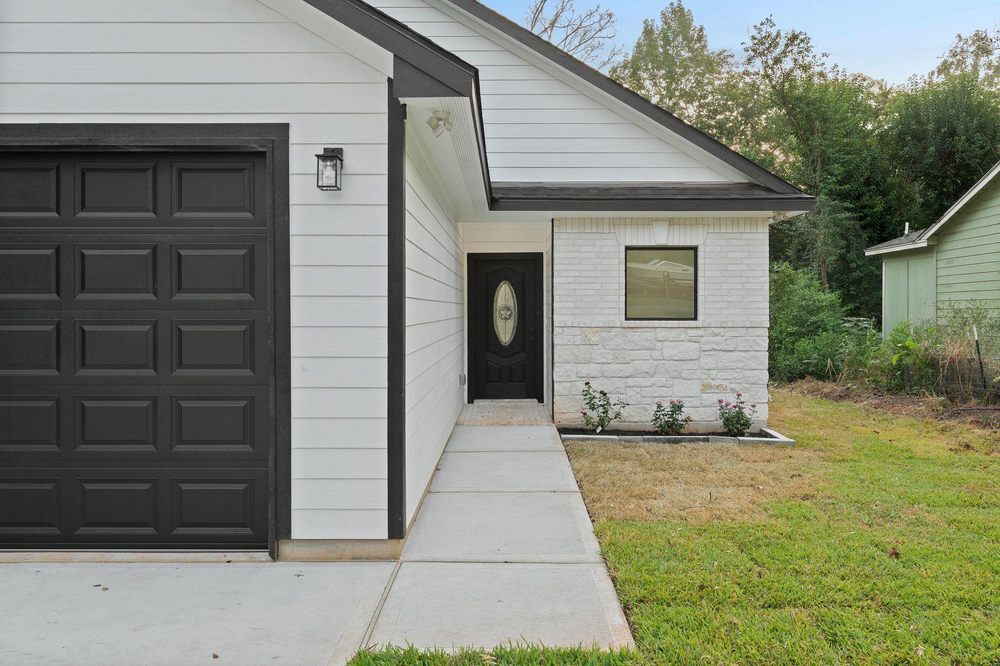 14882 Big Springs Circle