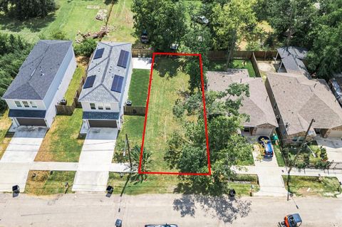 Photo of 0 Blue Street, Houston, TX 77028 (MLS # 43151265)