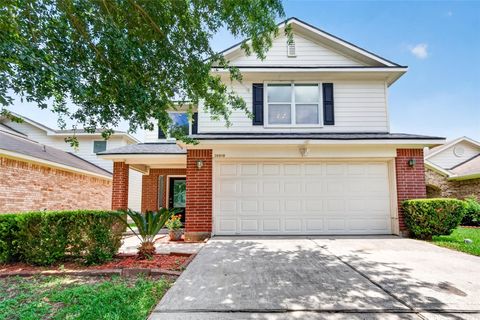 Photo of 10818 Tallow Briar, Houston, TX 77075 (MLS # 76314366)