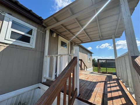 Photo of 600 Blueberry Road, Cove, TX 77523 (MLS # 52085825)
